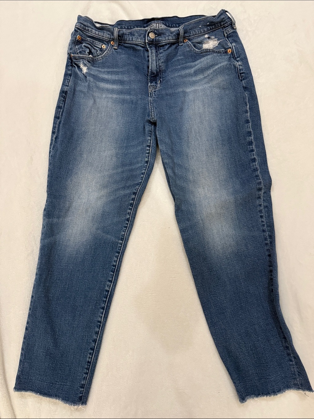 GAP Women's Blue Distressed Straight-Leg Jeans